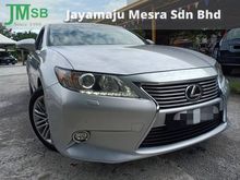 2014 Lexus ES250 2.5 Luxury Sedan (A) **LEXUS LUXURY FULL SPEC MODEL, ACCIDENT FREE, WELL MAINTAINED**