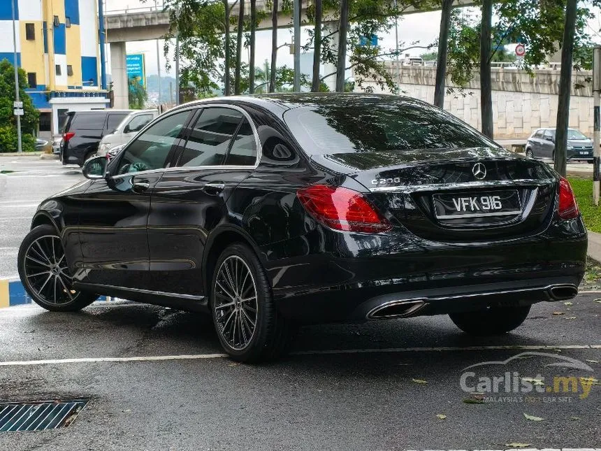 2019 Mercedes-Benz C200 AMG Line Sedan