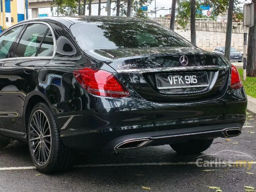 2019 Mercedes-Benz C200 AMG Line Sedan