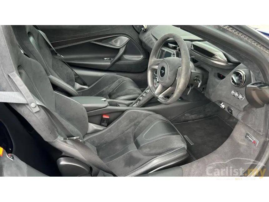 2023 McLaren 720S Luxury Coupe