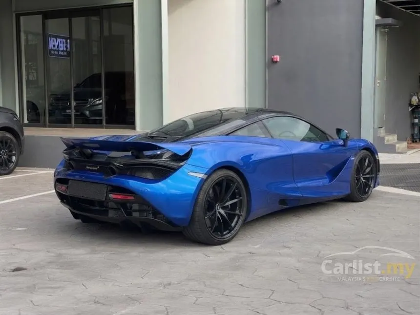 2023 McLaren 720S Luxury Coupe
