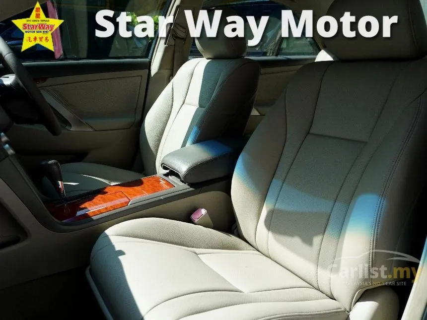 2010 Toyota Camry G Sedan