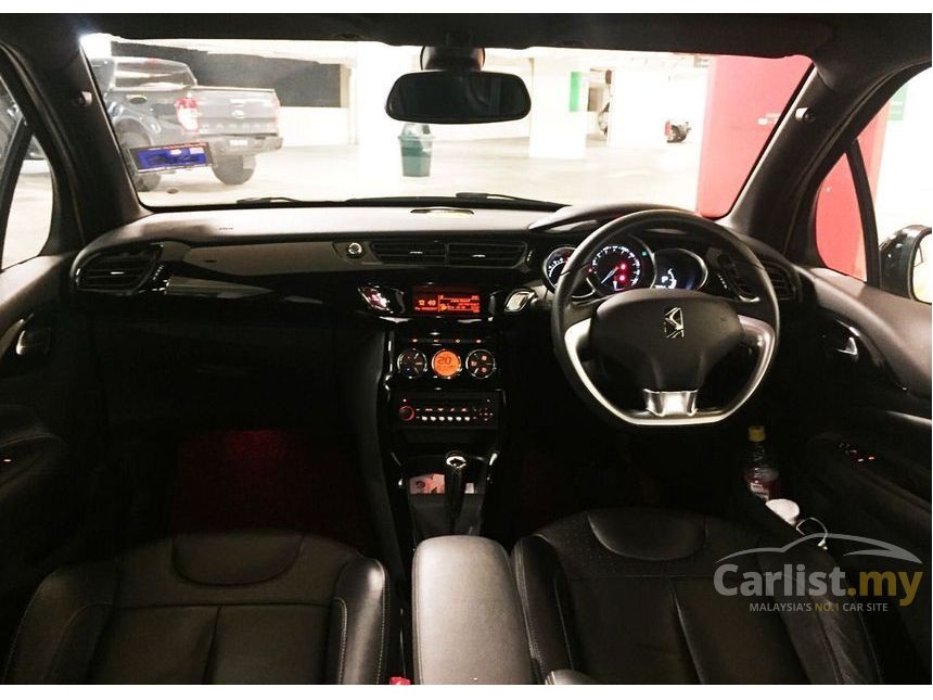 2015 Citroen DS3 VTi Hatchback