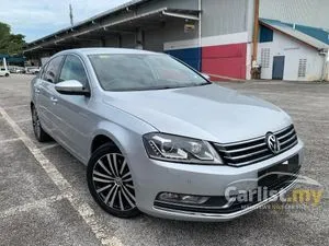 2016 Volkswagen Passat 1.8 TSI , New Facelift , DOHC 16-Valve 158HP 7 Speed DSG , 10-Airbags , Paddle Shift , Full Service Record ,  Low Mileage 79K