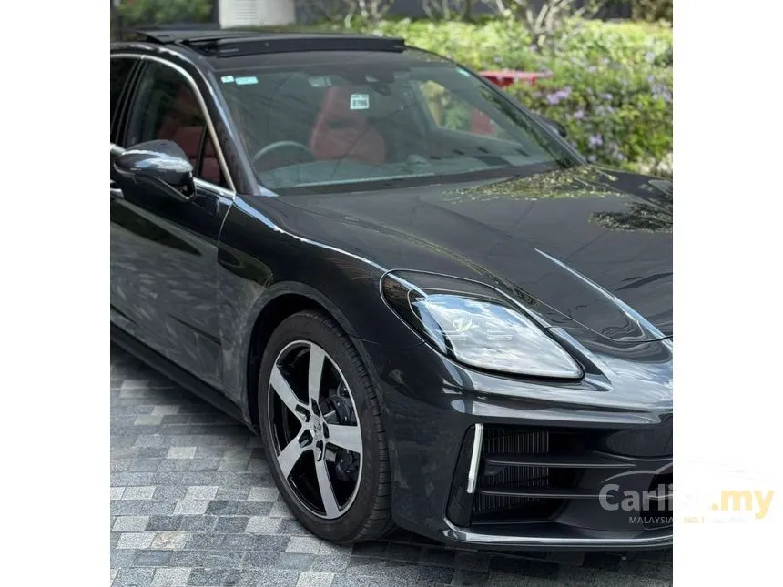 2024 Porsche Panamera Hatchback