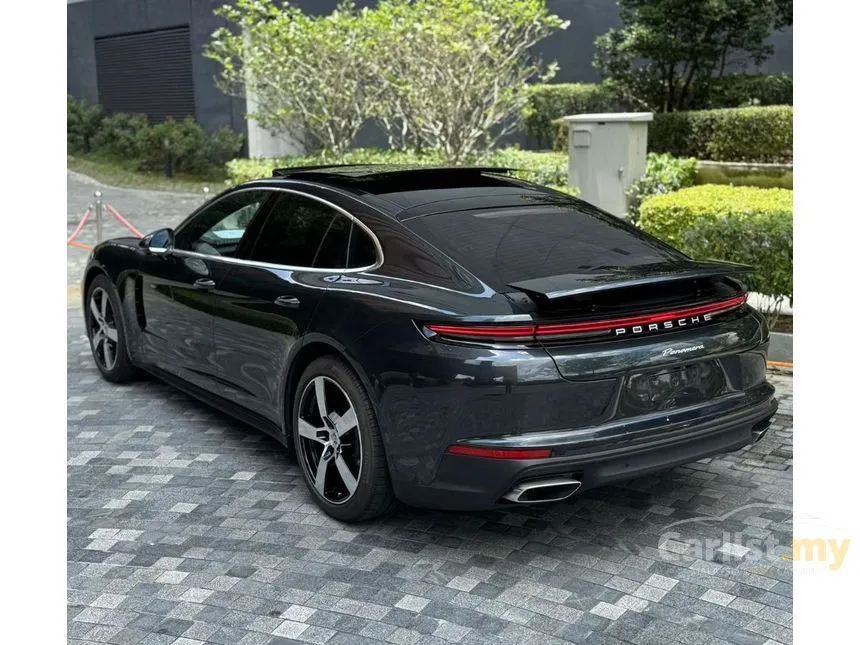 2024 Porsche Panamera Hatchback