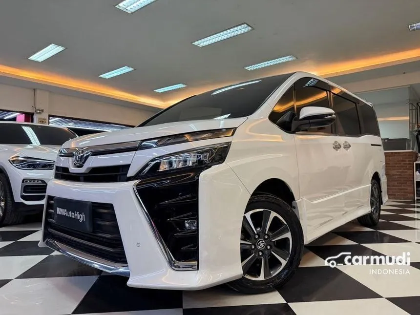 2021 Toyota Voxy MPV