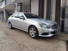 2014 Mercedes-Benz E200 2.0 Classic Sedan