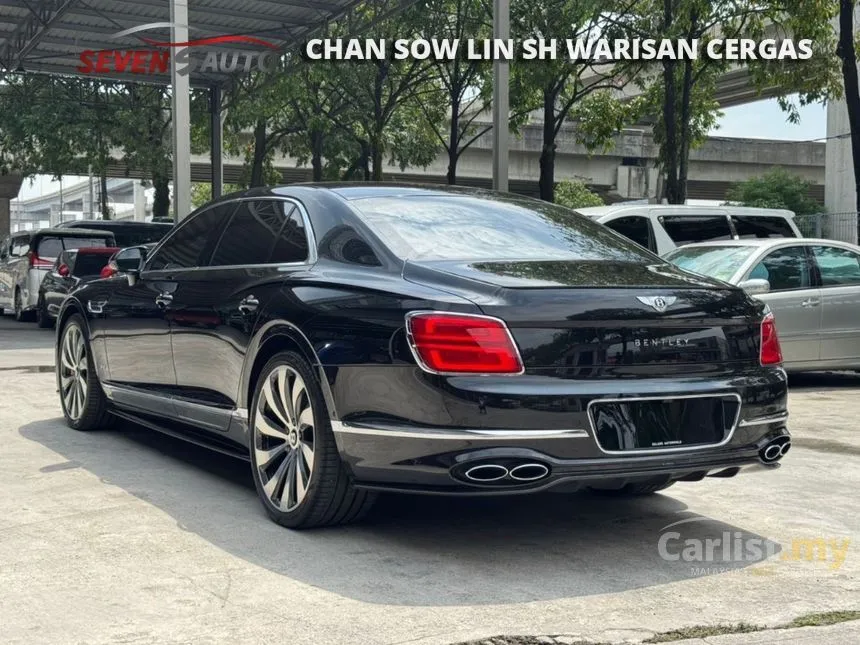 2021 Bentley Flying Spur Mulliner Sedan