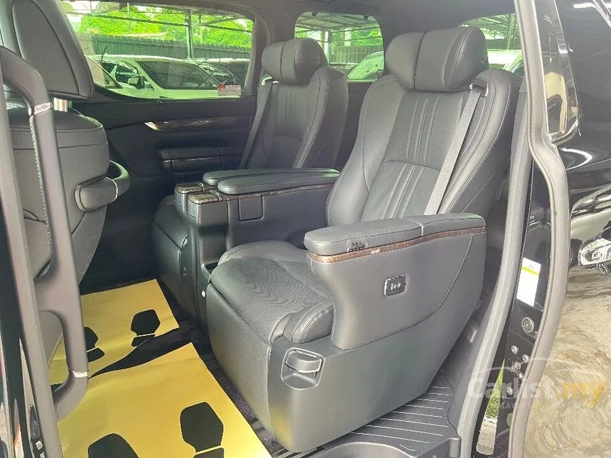 2020 Toyota Alphard Executive Lounge S MPV