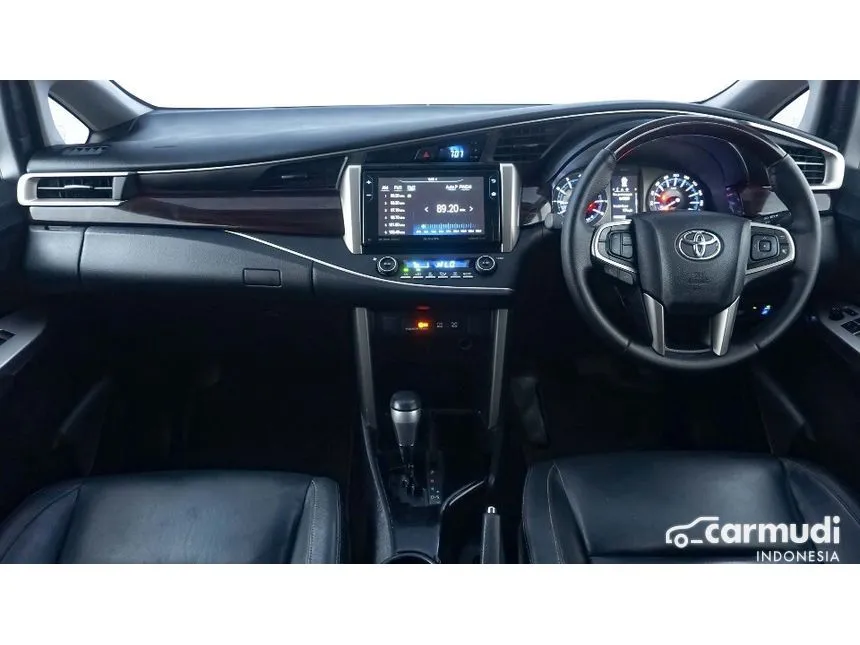 2019 Toyota Innova Venturer Wagon