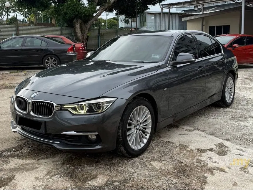 2017 BMW 318i Luxury Sedan