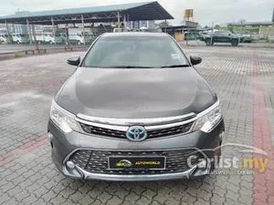 2015 Toyota Camry 2.5 Hybrid Sedan