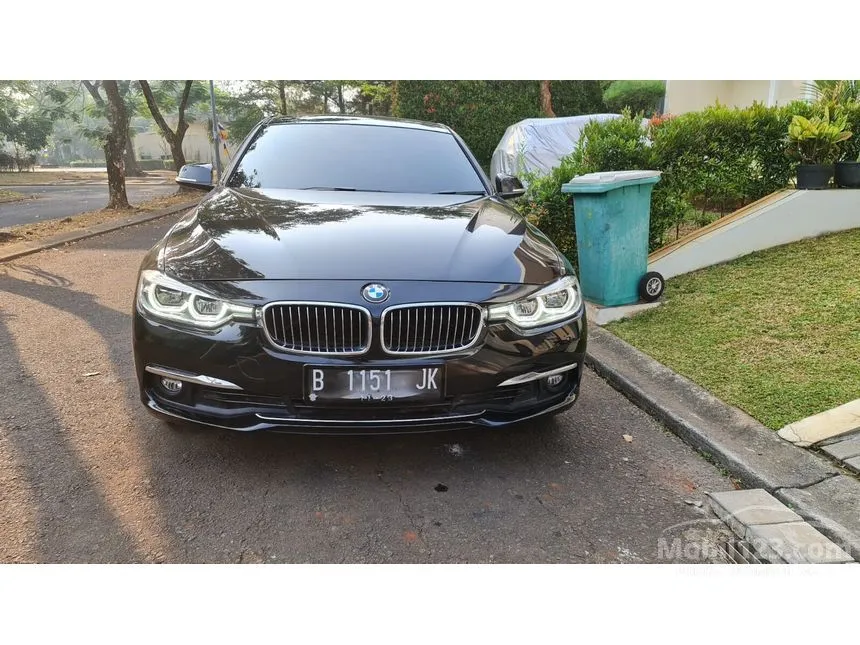 Jual Mobil BMW 320i 2018 Luxury 2.0 di DKI Jakarta Automatic Sedan Hitam Rp 475.000.000
