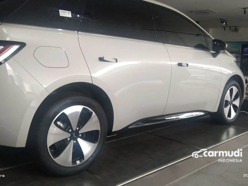 2024 Wuling Cloud EV EV Hatchback