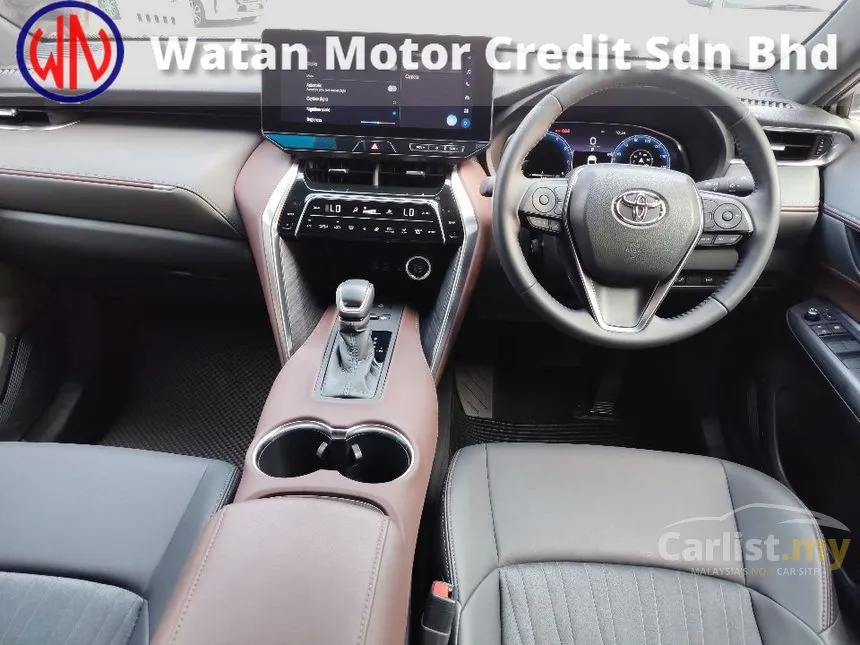2025 Toyota Harrier Luxury SE SUV