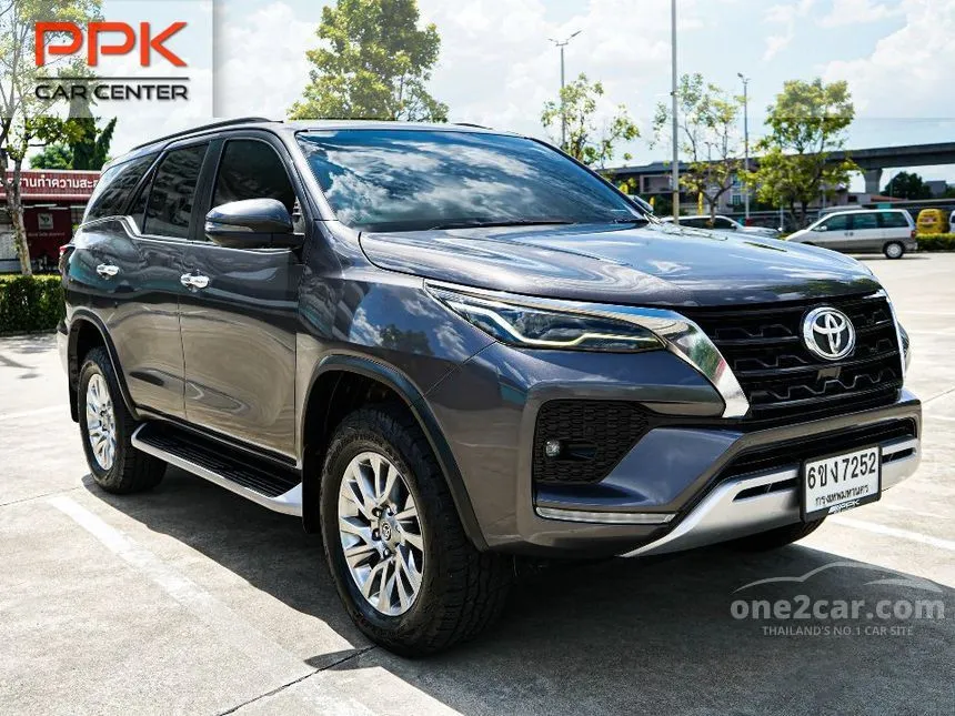 2020 Toyota FORTUNER V SUV