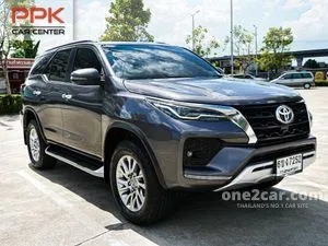 2020 Toyota FORTUNER 2.4 V SUV