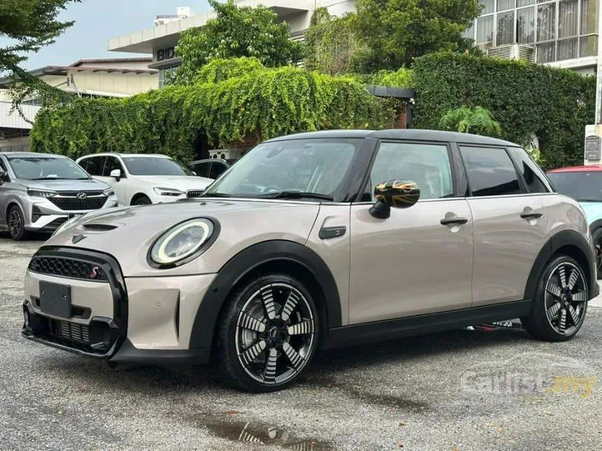 2022 MINI Cooper S 5 Door Hatchback