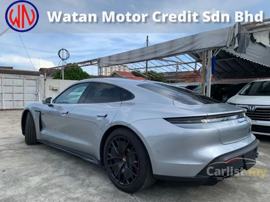 2022 Porsche Taycan GTS Sedan