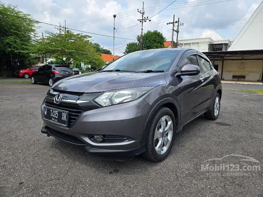 Jual Mobil Honda HR