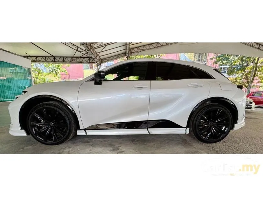 2024 Toyota Crown Sport Z PHEV SUV