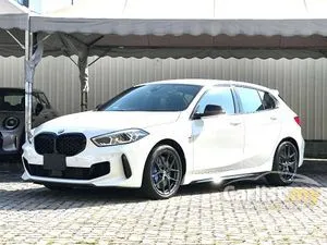 2022 BMW M135i 2.0 xDrive Hatchback