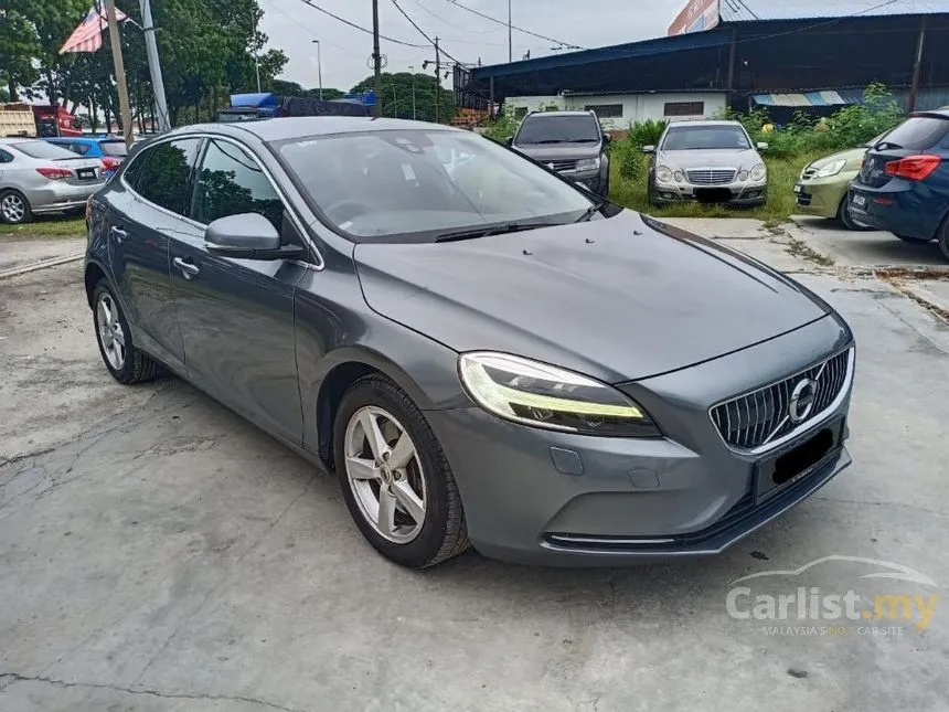 2017 Volvo V40 T5 Hatchback