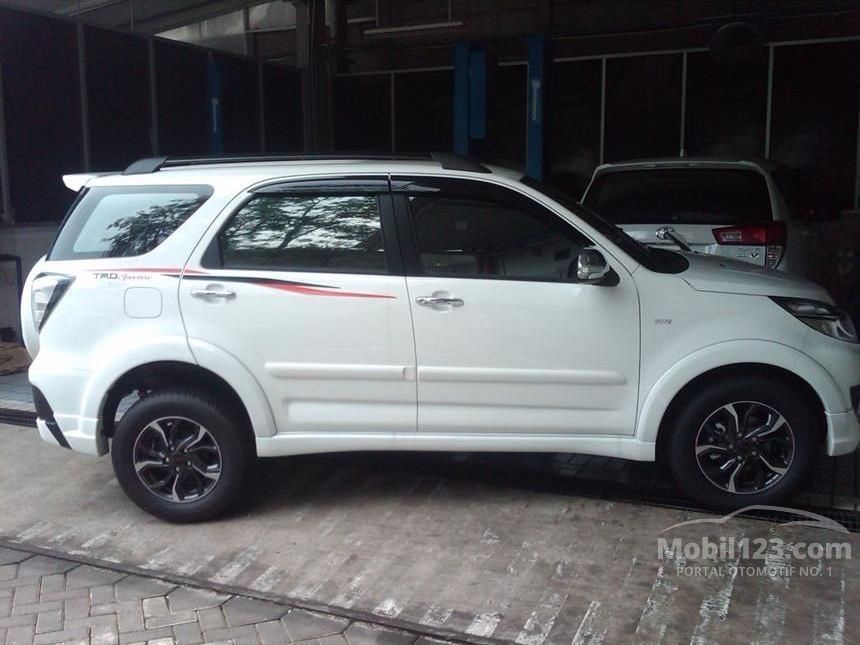 Jual Mobil Toyota Rush 2016 TRD Sportivo Ultimo 1.5 di Jawa Barat 