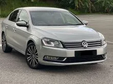 Y-2015 Volkswagen Passat 1.8 TSI FACELIFT WITH WARRANTY