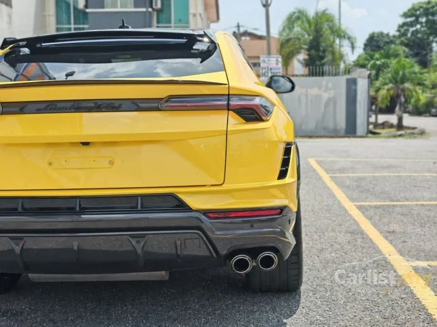 2023 Lamborghini Urus Performante SUV