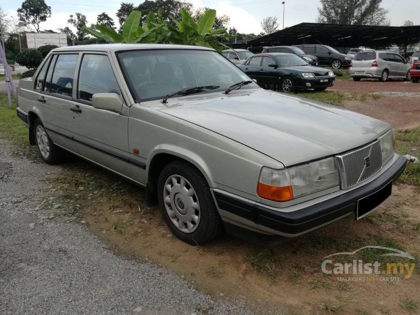 Volvo 940 1997 GL 2.3 in Selangor Automatic Wagon Grey for 