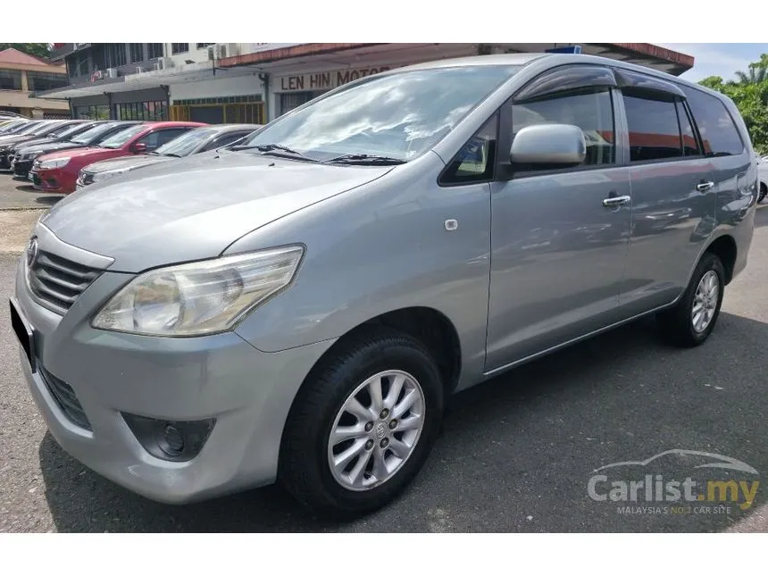 2015 Toyota Innova E MPV