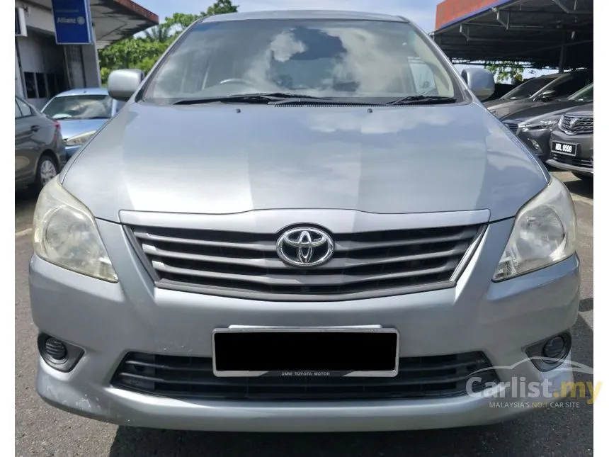 2015 Toyota Innova E MPV