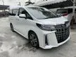 Recon 2022 Toyota Alphard 2.5 SC DIM/BSM/SUNROOF