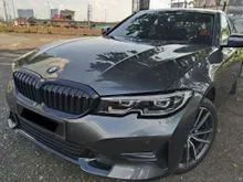 2021 BMW 320i 2.0 M-SPORT LINE  F.S.R 55k mill BY BMW , UNDER WARRANTY TIL 2026,TO 2027 , MEMORY SEAT , PADDLE SHIFT , WIRELESS CHARGING , BLIND SPORT