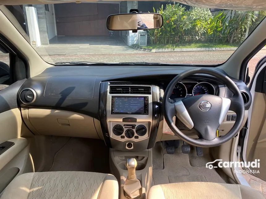 2017 Nissan Grand Livina XV MPV