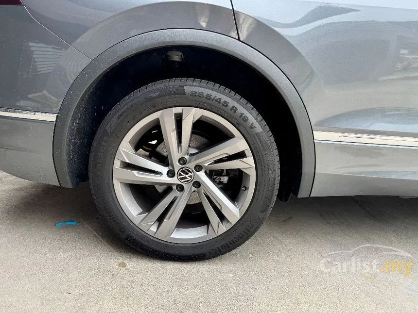 2024 Volkswagen Tiguan Allspace R-Line 4MOTION IQ.Drive SUV