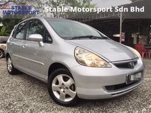 2005/06 Honda Jazz 1.5 i-DSI Hatchback ** LADY CAREFUL OWNER... FULL SERVICE RECORD... LOW MLG... ACCIDENT FREE.. CLEAN INTERIOR... VALUE BUY **