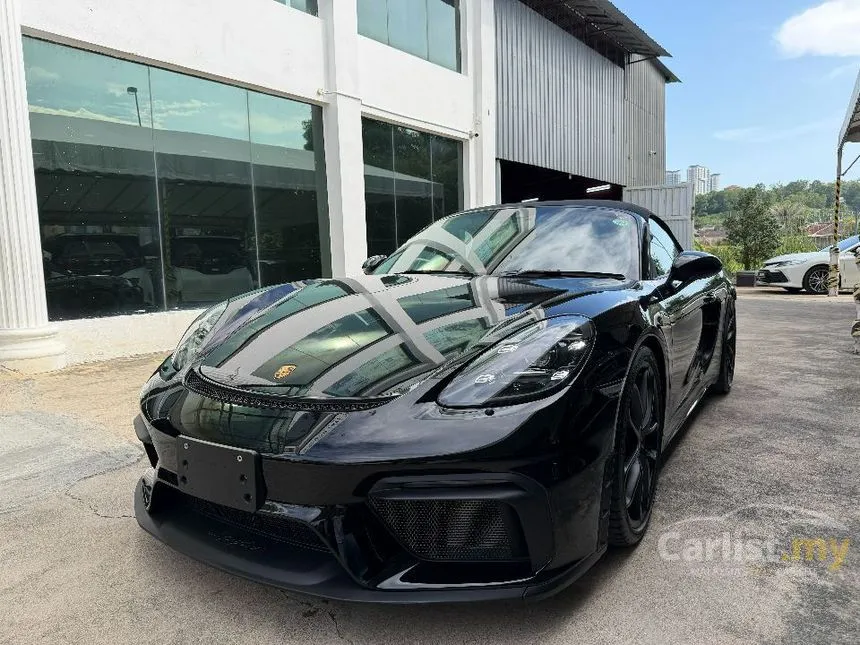 2022 Porsche 718 Spyder Convertible