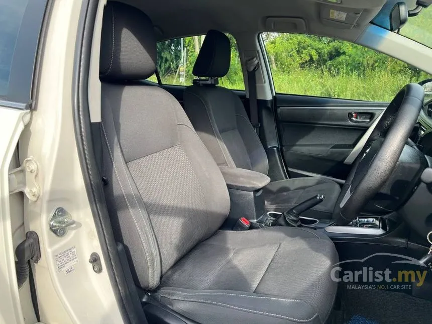 2015 Toyota Corolla Altis E Sedan