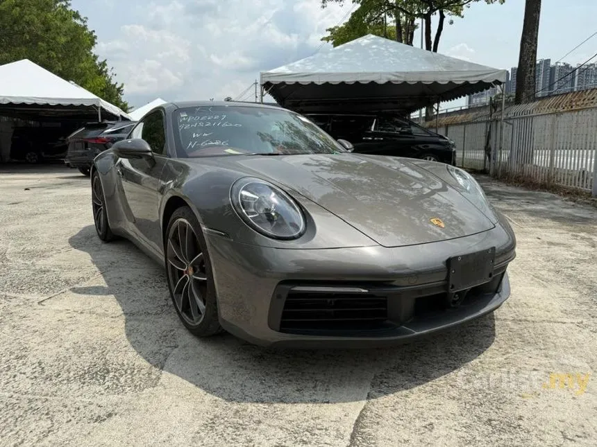 2022 Porsche 911 Carrera S Coupe