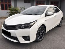 2016 Toyota Corolla Altis 2.0 V Sedan - LIKE NEW