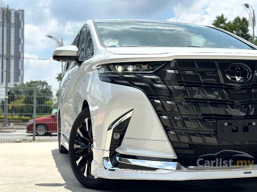 2025 Toyota Alphard Executive Lounge MPV