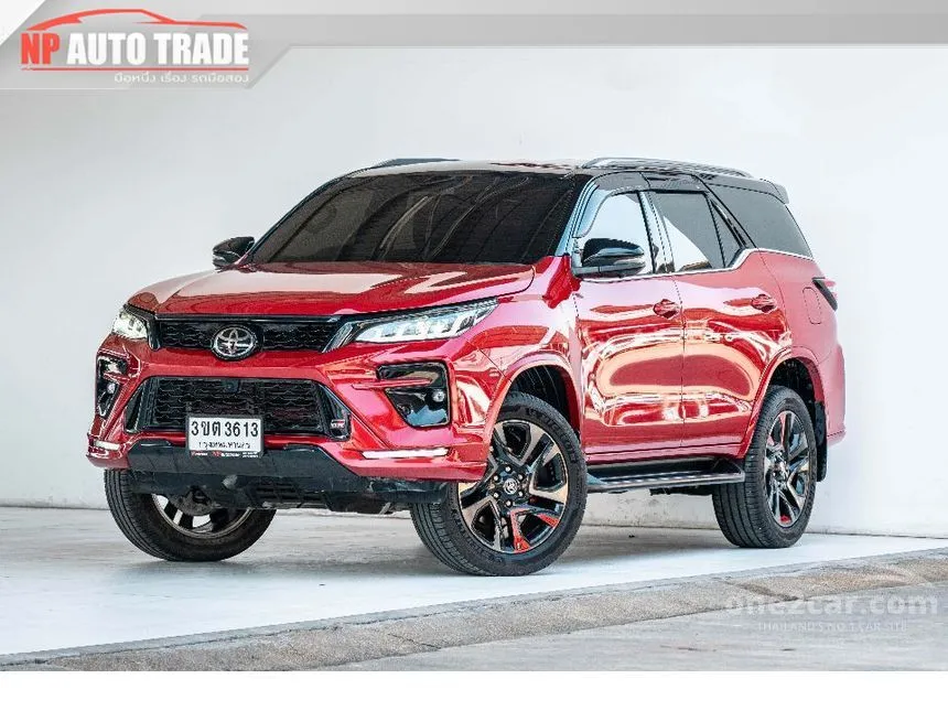 2022 Toyota FORTUNER GR Sport (Black Top) SUV