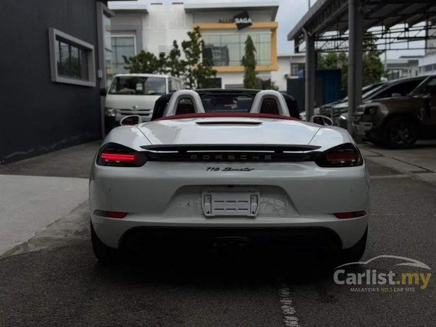 2023 Porsche 718 Boxster Convertible