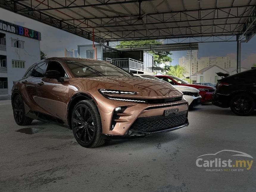 2024 Toyota Crown Sport Z PHEV SUV