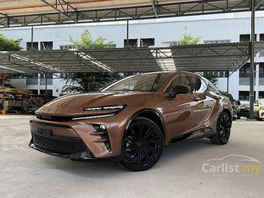 2024 Toyota Crown Sport Z PHEV SUV