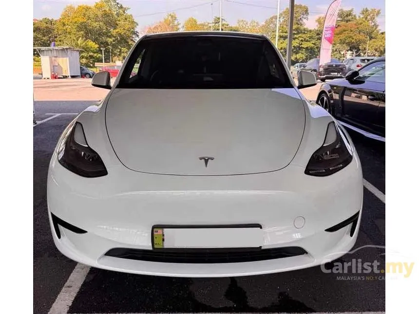 2025 TESLA Model Y Standard Range SUV