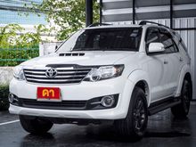 2015 Toyota Fortuner 2.5 (ปี 12-15) V SUV AT